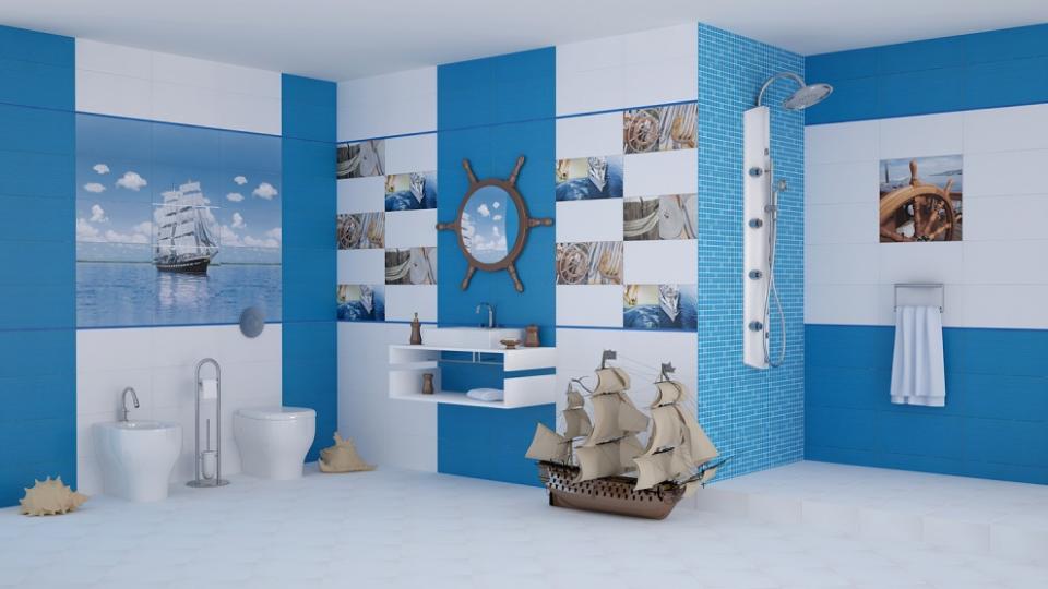 Баня с плочки синьо и бяло и морски мотиви